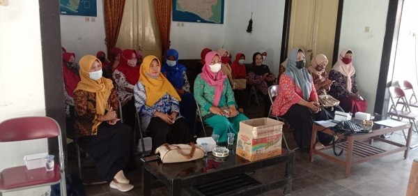 PKK Kecamatan Kutoarjo Ikuti Webinar Cegah Stunting