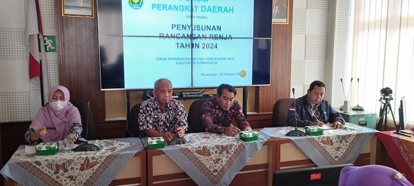 Camat Kutoarjo hadiri Forum OPD DInas Kependudukan dan Pencatatan Sipil