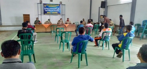 Rapat Koordinasi Penanganan COVID-19 Desa Tursino